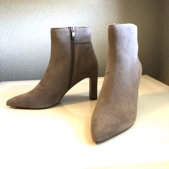 NWT STEVE MADDEN Jenn Taupe Suede High Heel Ankle Boot SZ 11 MSRP $200 - Picture 3 of 8
